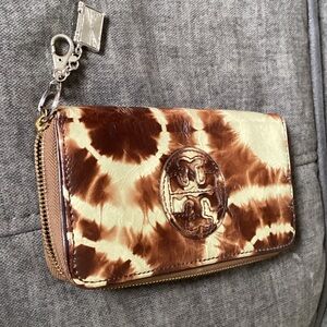 Tory Burch Brown and Cream Wallet